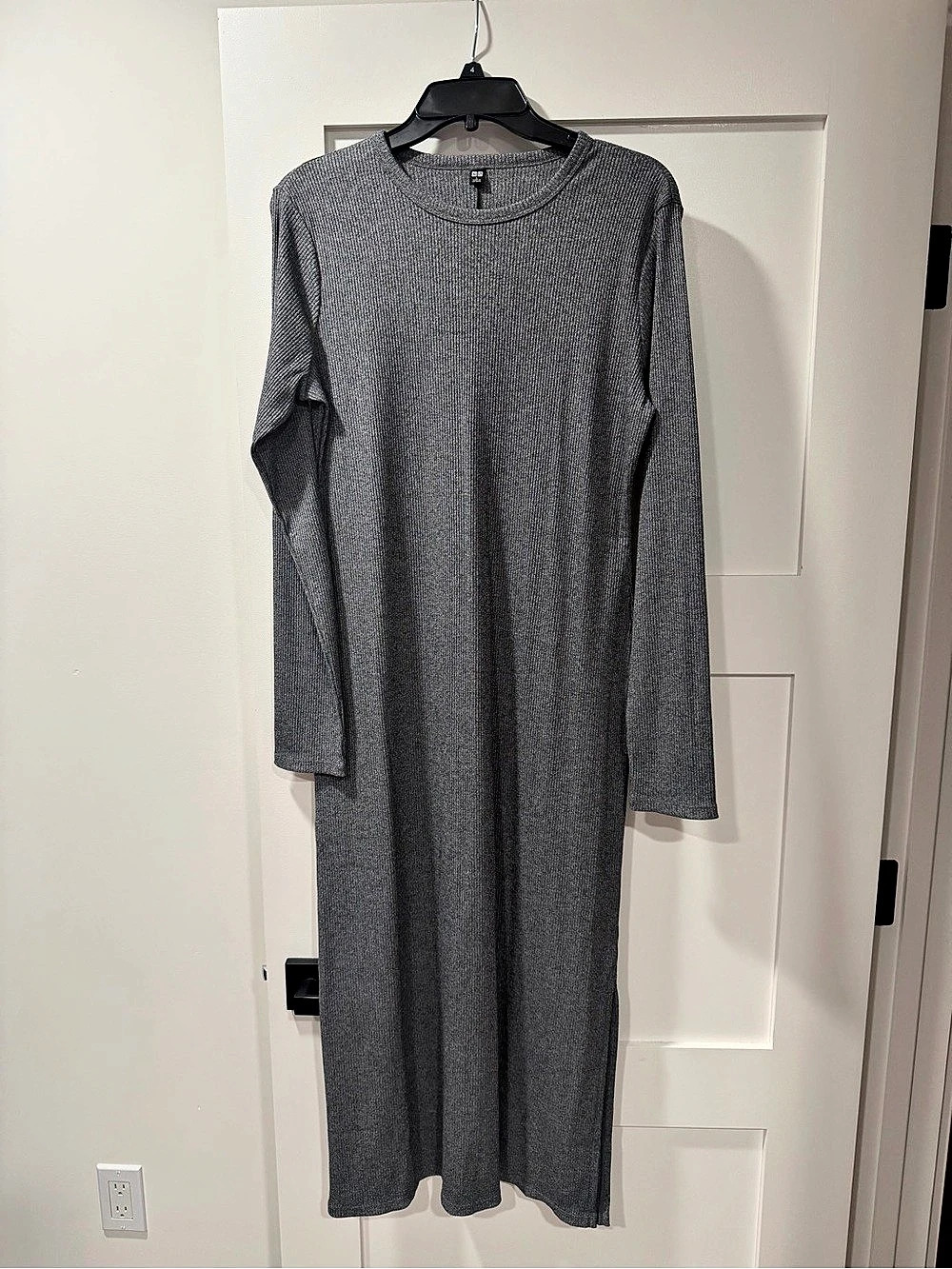Uniqlo Gray Long Sleeve Maxi Dress Size Large